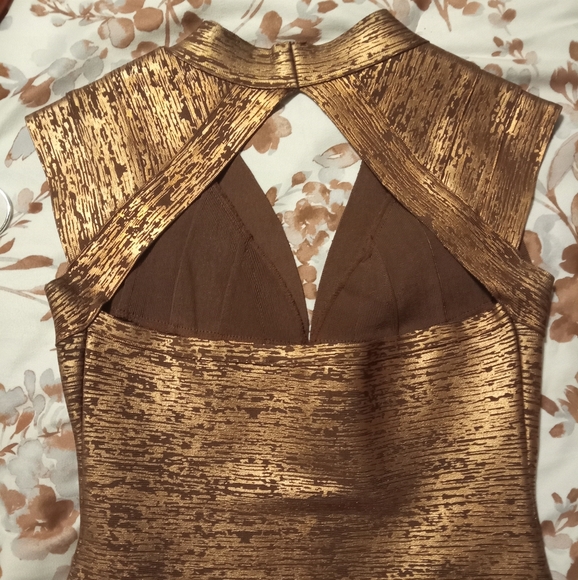 Sirelys dekers couture dress size medium open chest tight golden brown - Picture 9 of 11